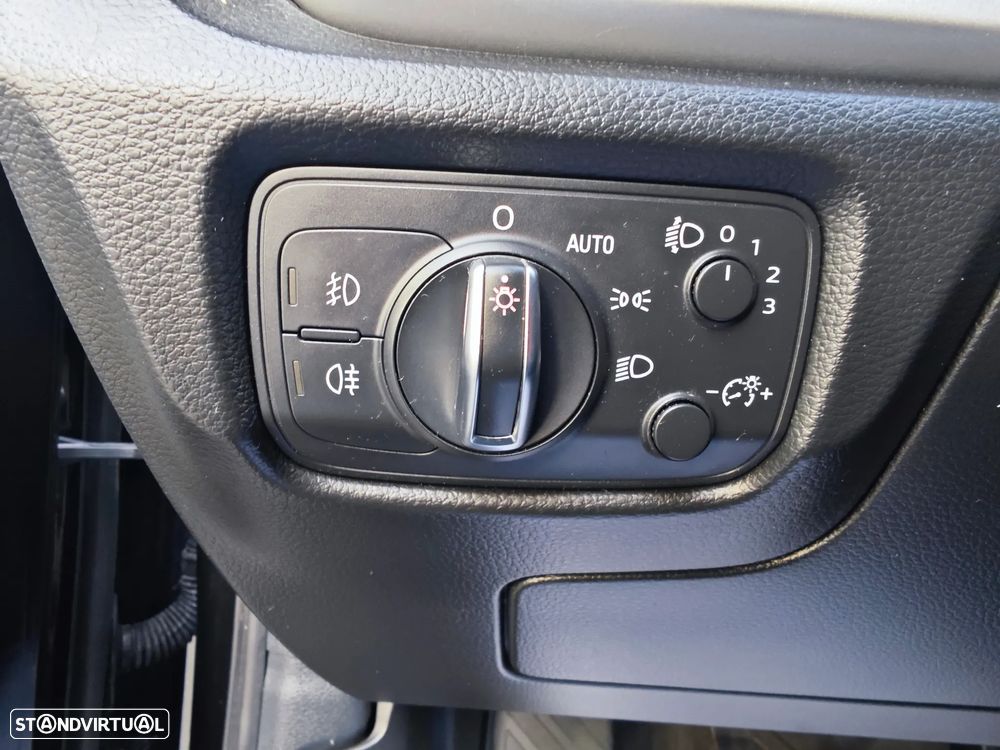 Audi A3 Sportback 1.6 TDI Advance - 18