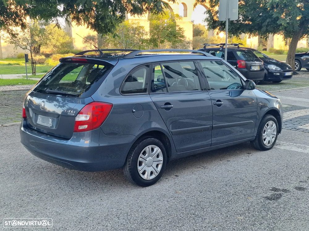 Skoda Fabia Break 1.4 TDi Ambiente - 4