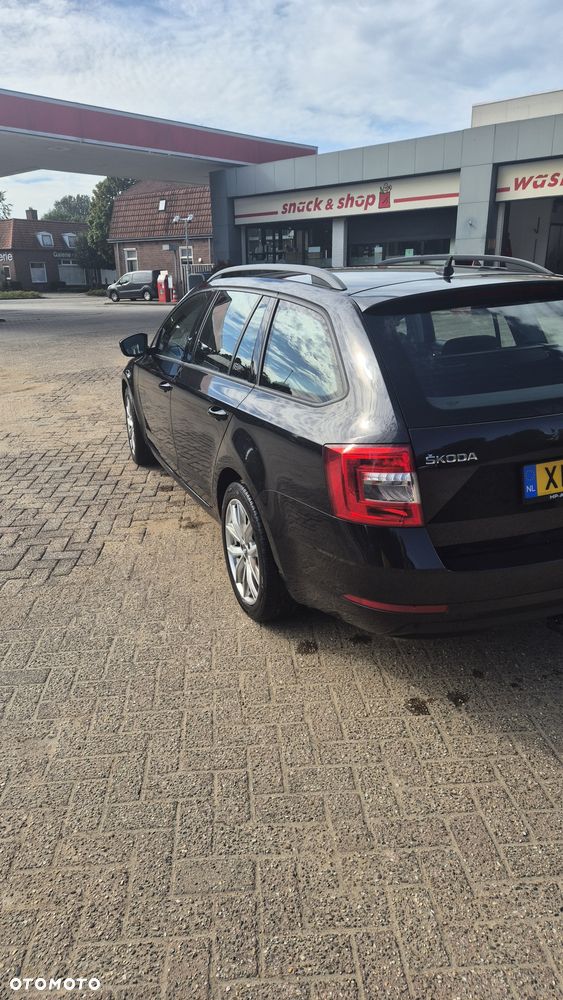 Skoda Octavia 2019 photo 5