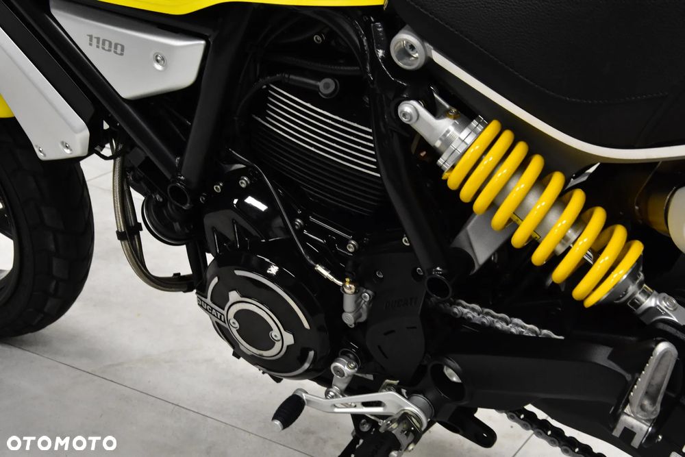 Ducati Scrambler - 38