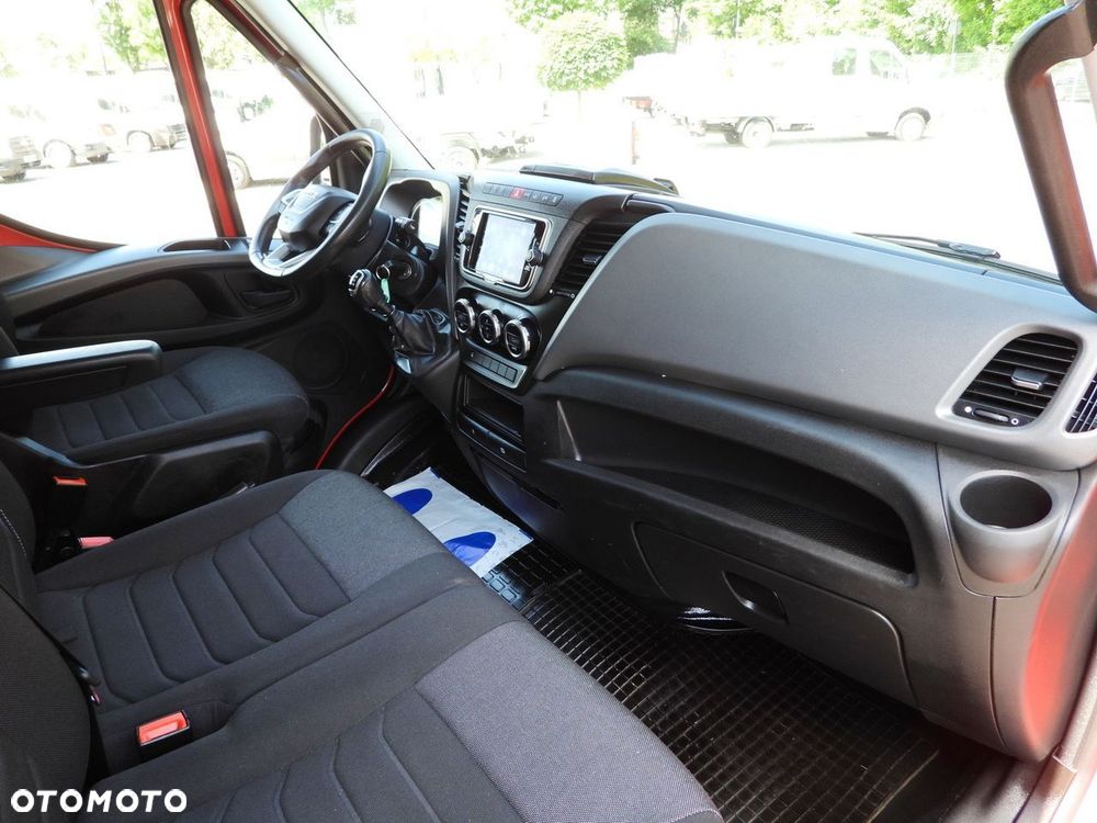 Iveco DAILY 50C18 PLANDEKA 11 PALET TEMPOMAT NAWIGACJA LEDY PNEUMATYKA BLIŹNIACZE KOŁA KLIMATYZACJA  180KM - 41