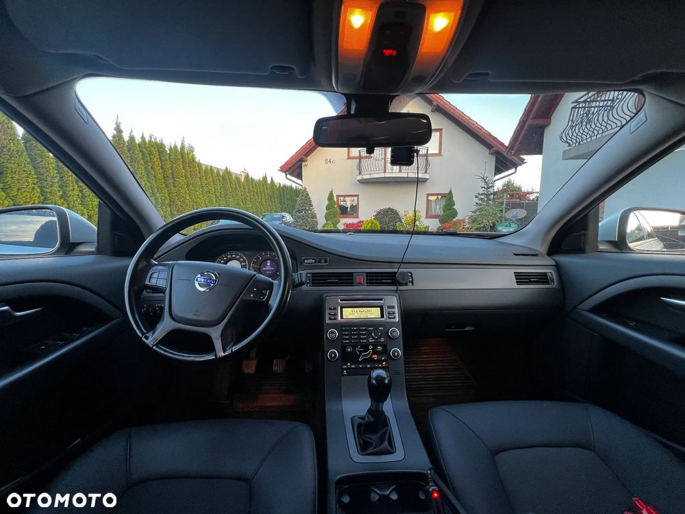 Volvo V70 - 11