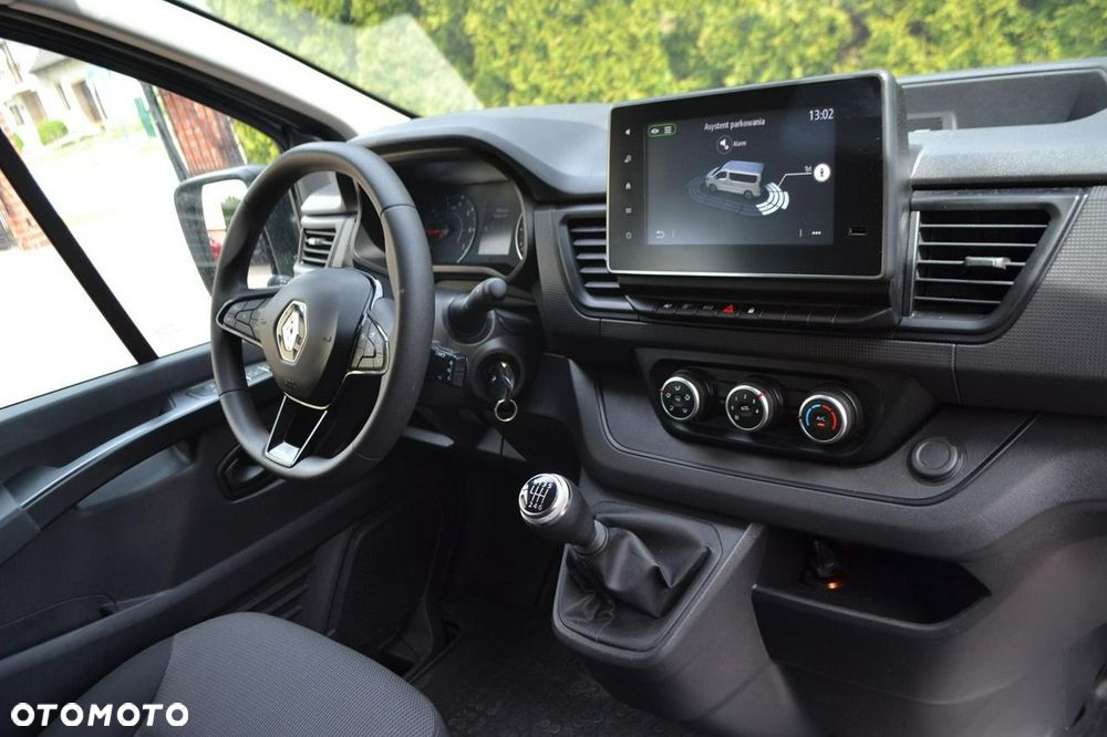 Renault Trafic - 23