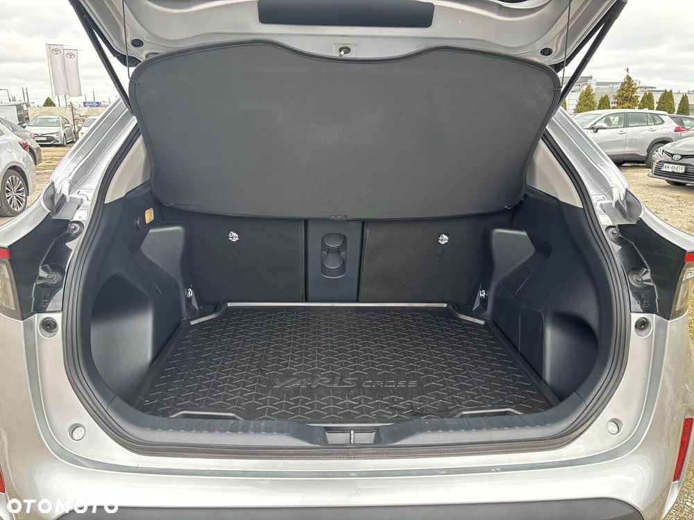 Toyota Yaris Cross - 18
