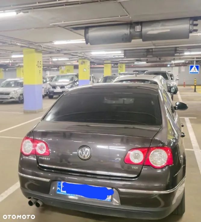 Volkswagen Passat 1.9 TDI Trendline - 5