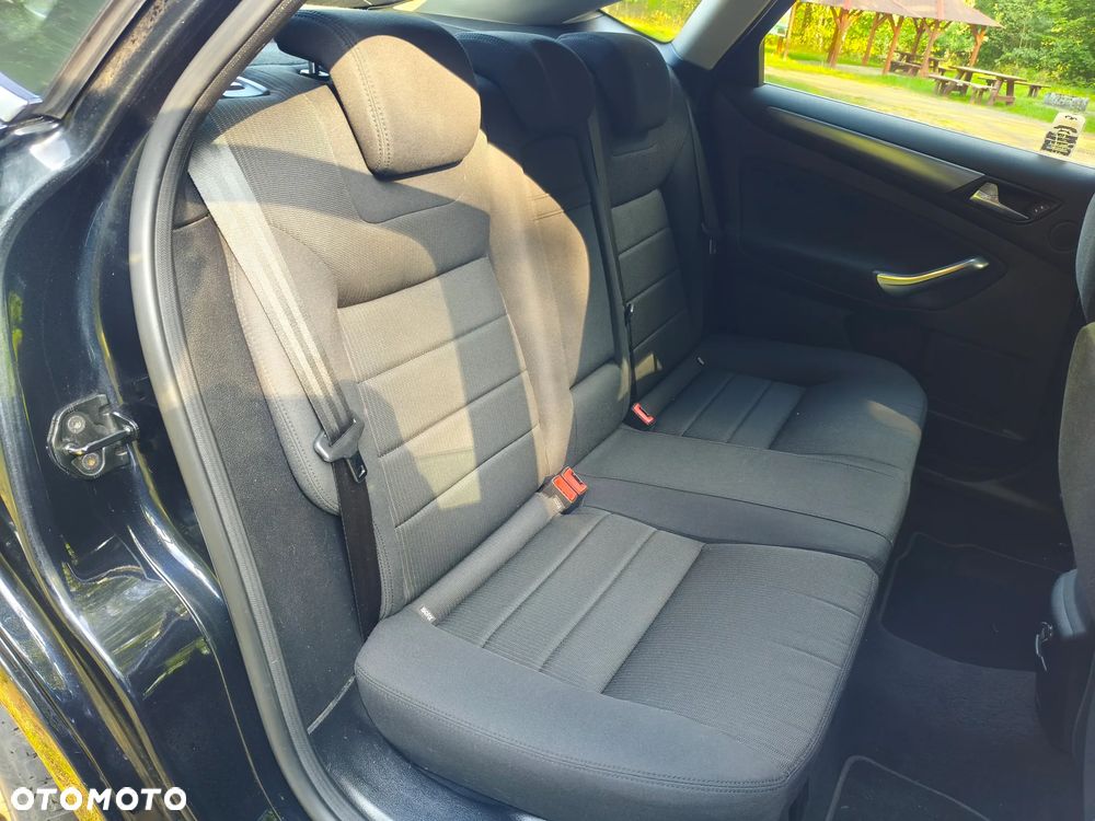Ford Mondeo 2.0 TDCi Trend - 15