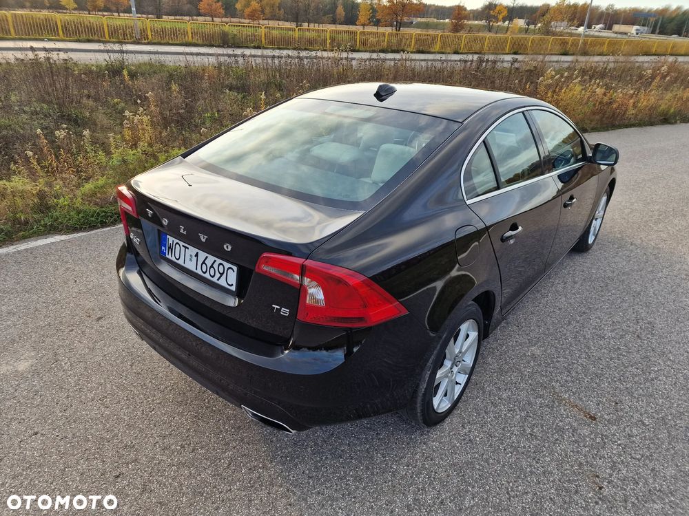 Volvo S60 T5 Geartronic Summum - 8