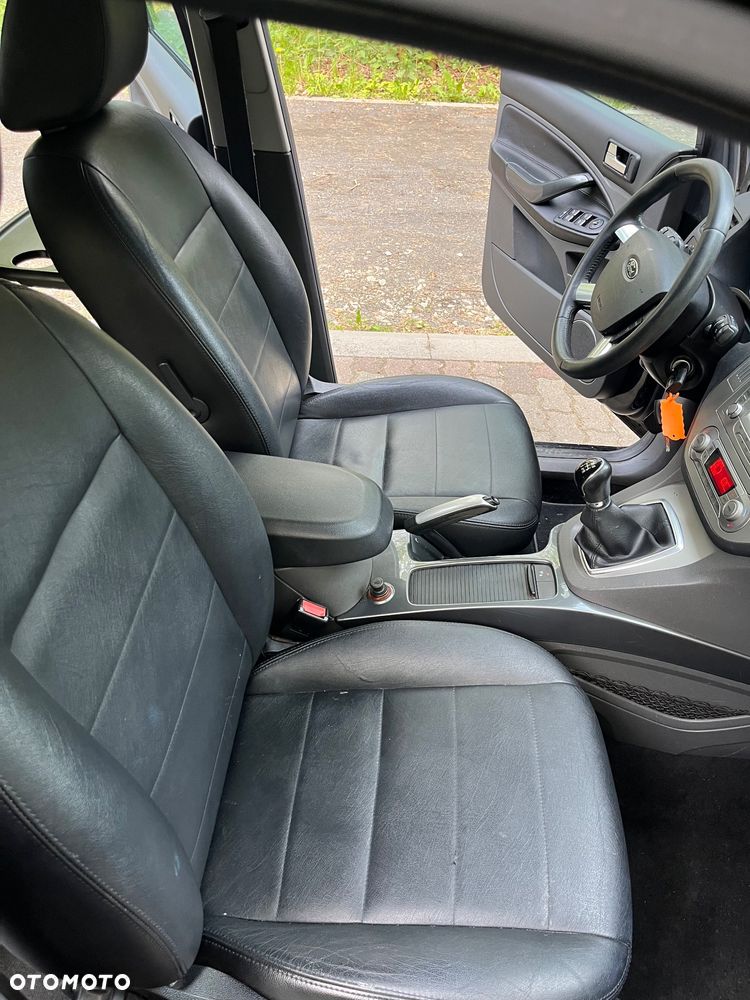 Ford C-MAX 1.8 S - 36