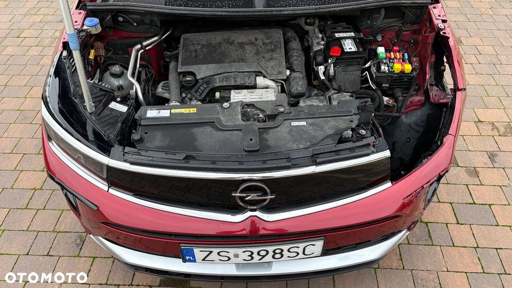 Opel Grandland 1.2 T Business Elegance S&S - 8