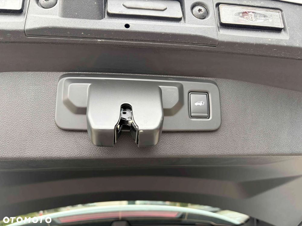 Mitsubishi Grandis 1.3T mHEV Intense Style Cold DCT - 17