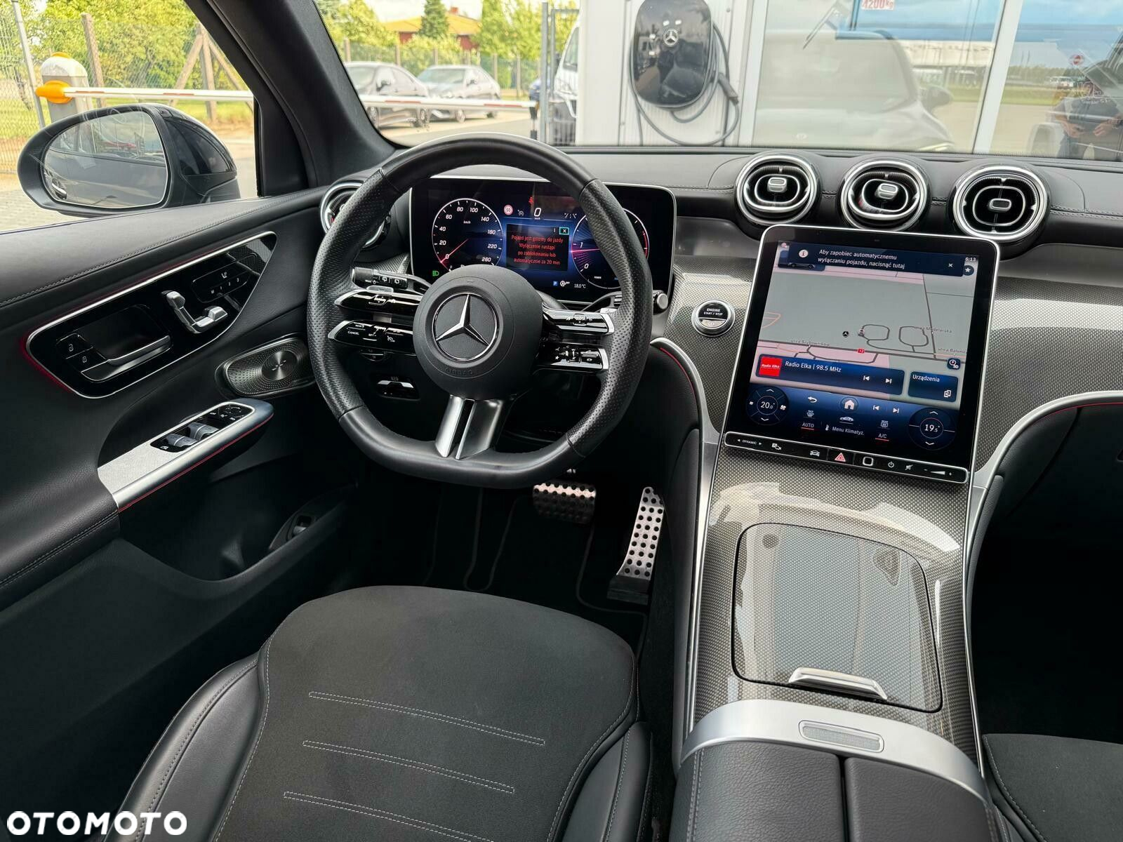Mercedes-Benz GLC - 13