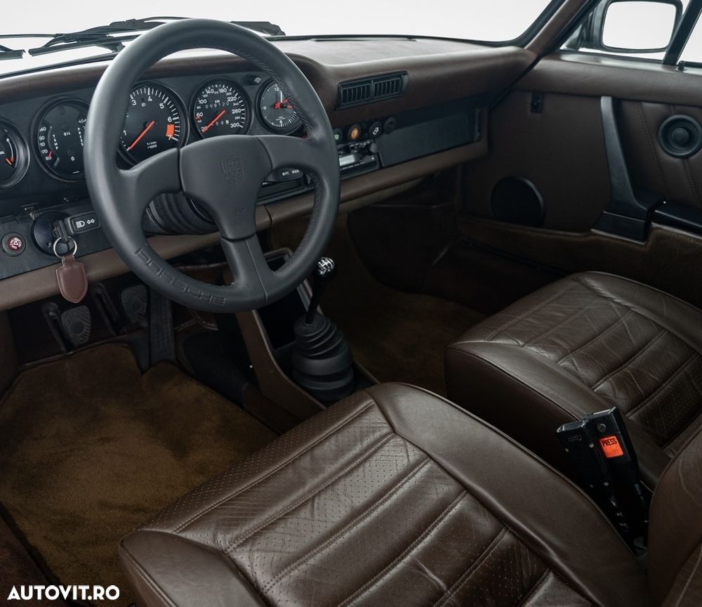 Porsche 911 - 4