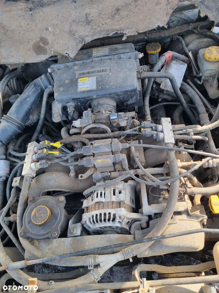 Subaru forester sf5 2.0 ej20j lakier 8g2 na części - 4
