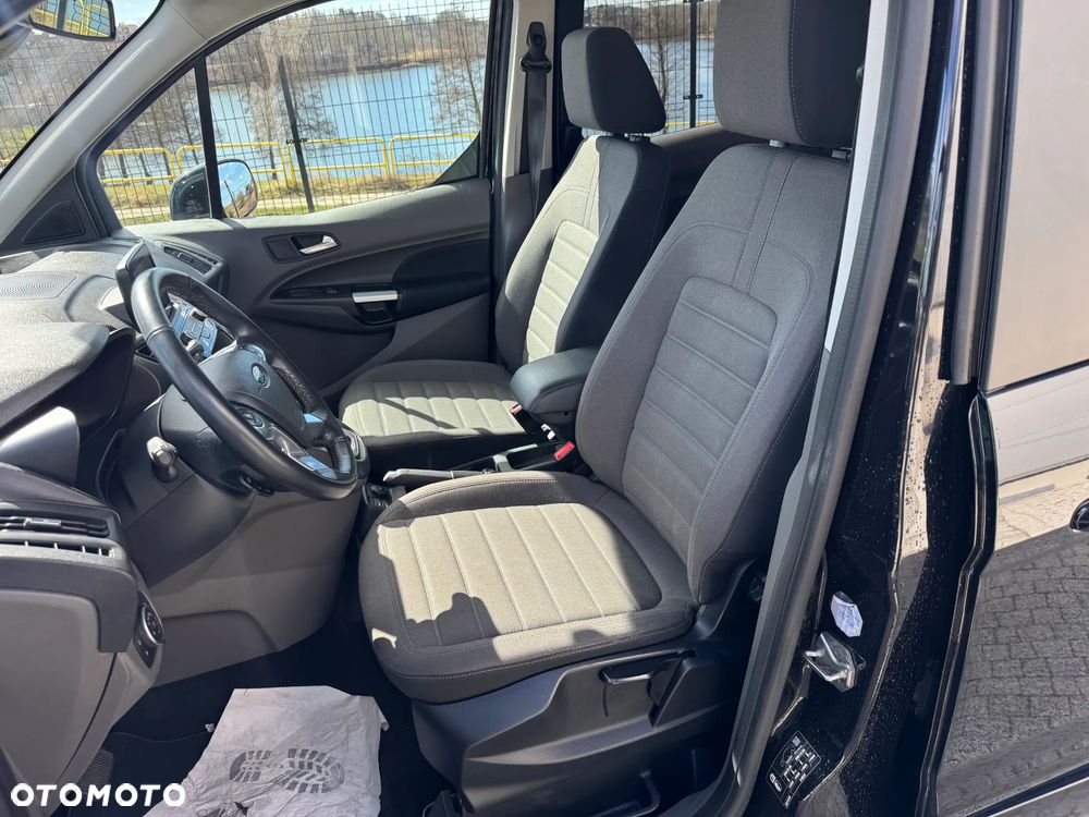 Ford Tourneo Connect Grand - 11