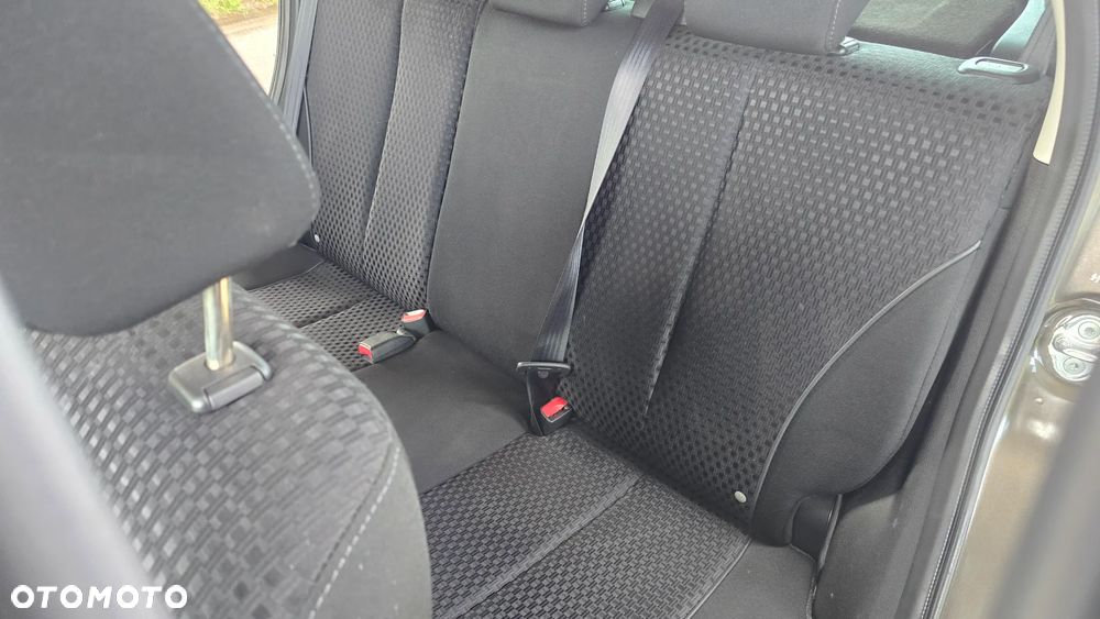 Mazda 2 1.3 MZR Sendo - 32