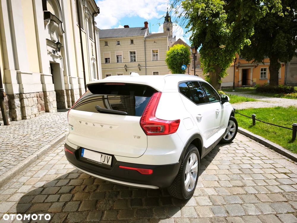 Volvo XC 40 T3 Momentum - 34