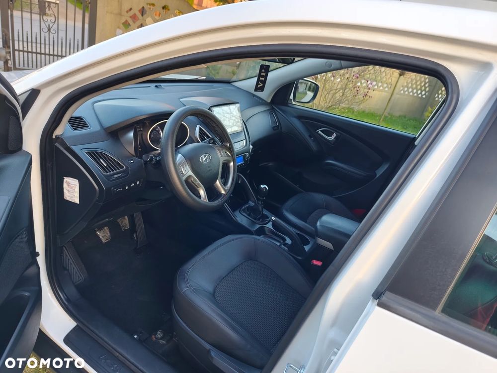 Hyundai ix35 - 12