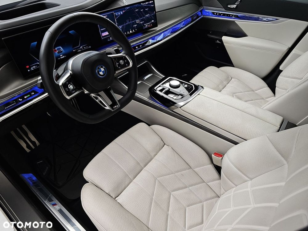 BMW Seria 7 750e PHEV xDrive M Sport sport - 11