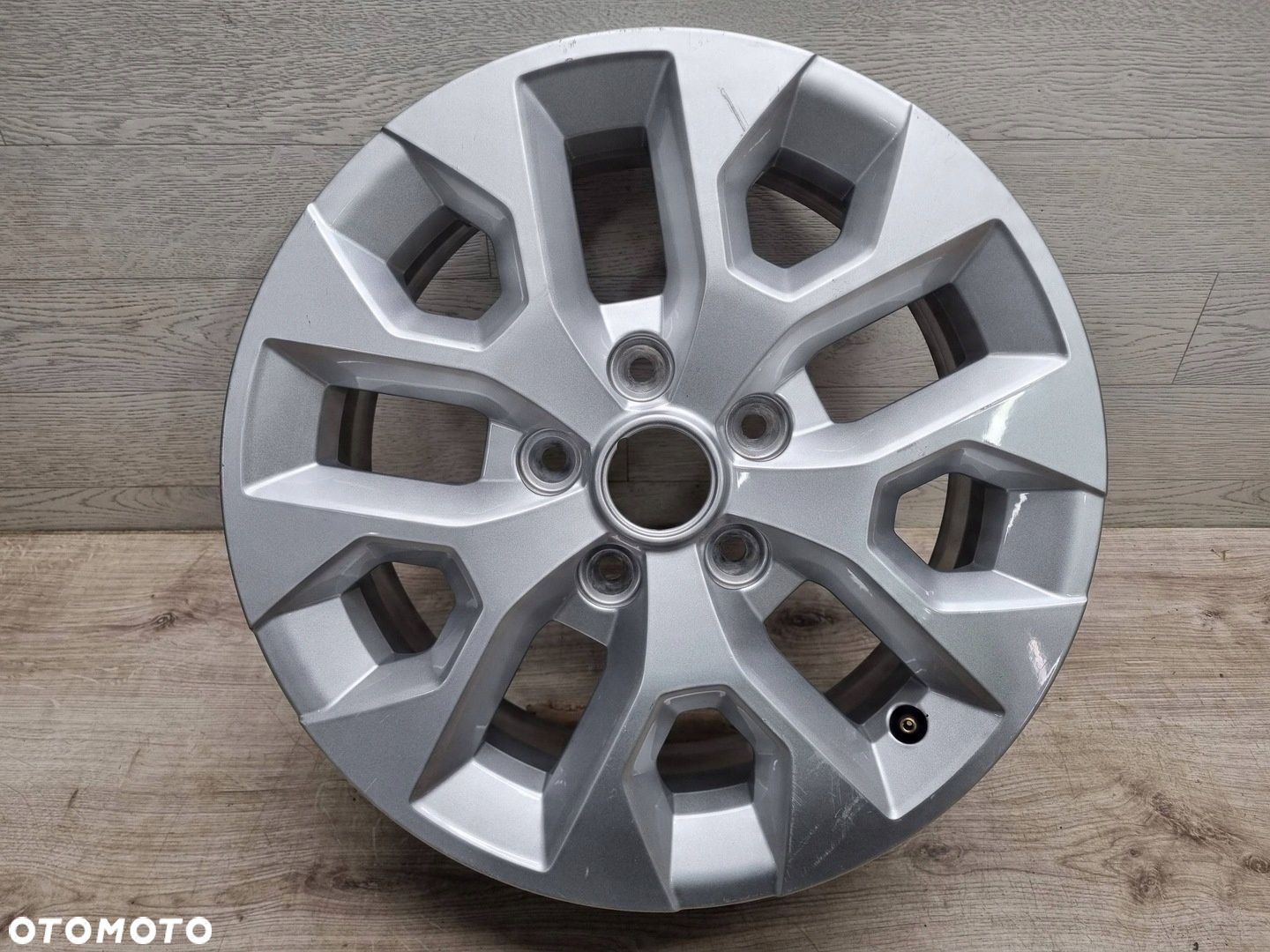 Felga Dacia Duster II 6.5Jx16 CH5-50 Et50 5x114.3 403009696R - 1