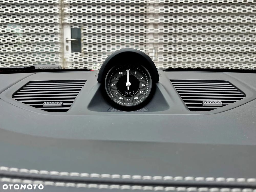 Porsche 911 - 37