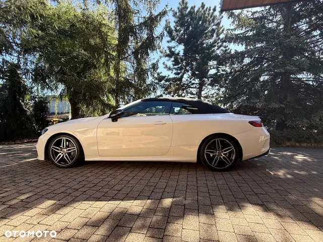 Mercedes-Benz Klasa E 220 d Cabrio 9G-TRONIC AMG Line - 2