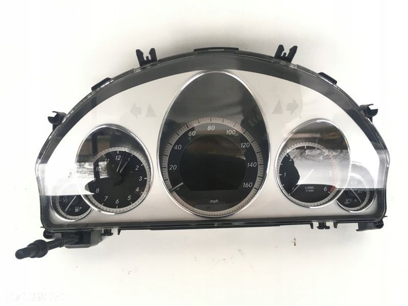 LICZNIK AVANGARDE UK MERCEDES W212 A2129001508 - 1