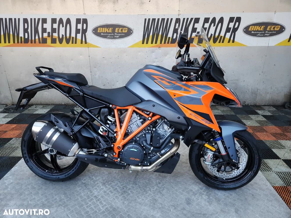 KTM 1290 Super Duke GT - 1