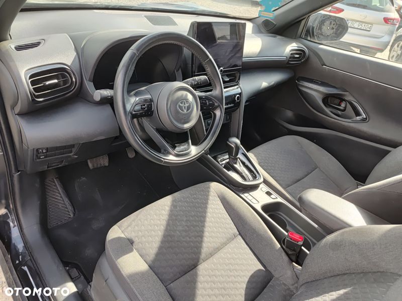 Toyota Yaris Cross Hybrid 1.5 Active - 28