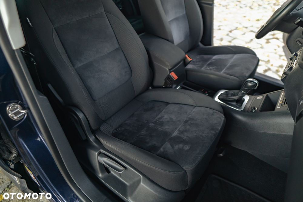 Volkswagen Tiguan - 19