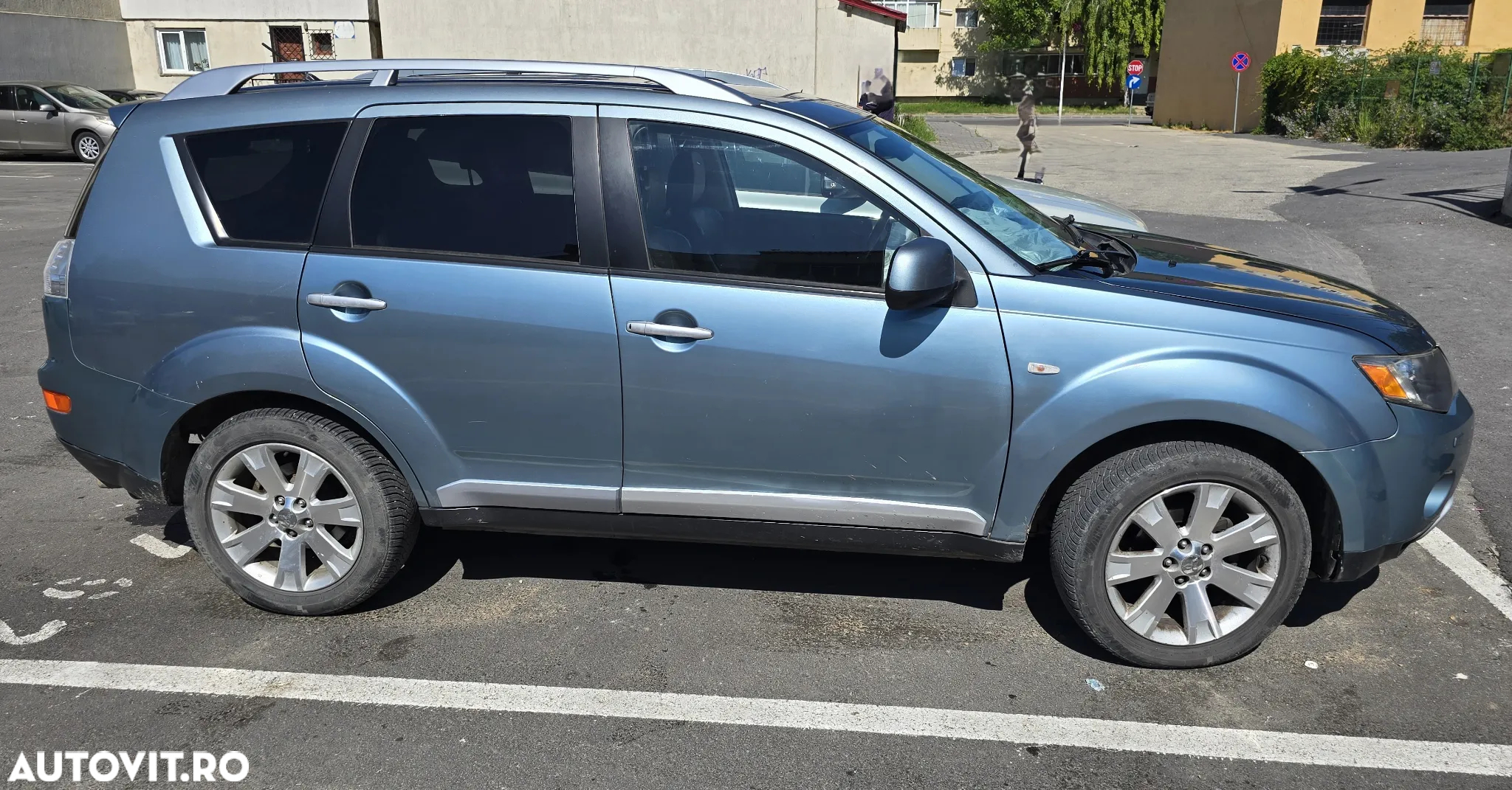Mitsubishi Outlander 2.2 DI-D Instyle - 2