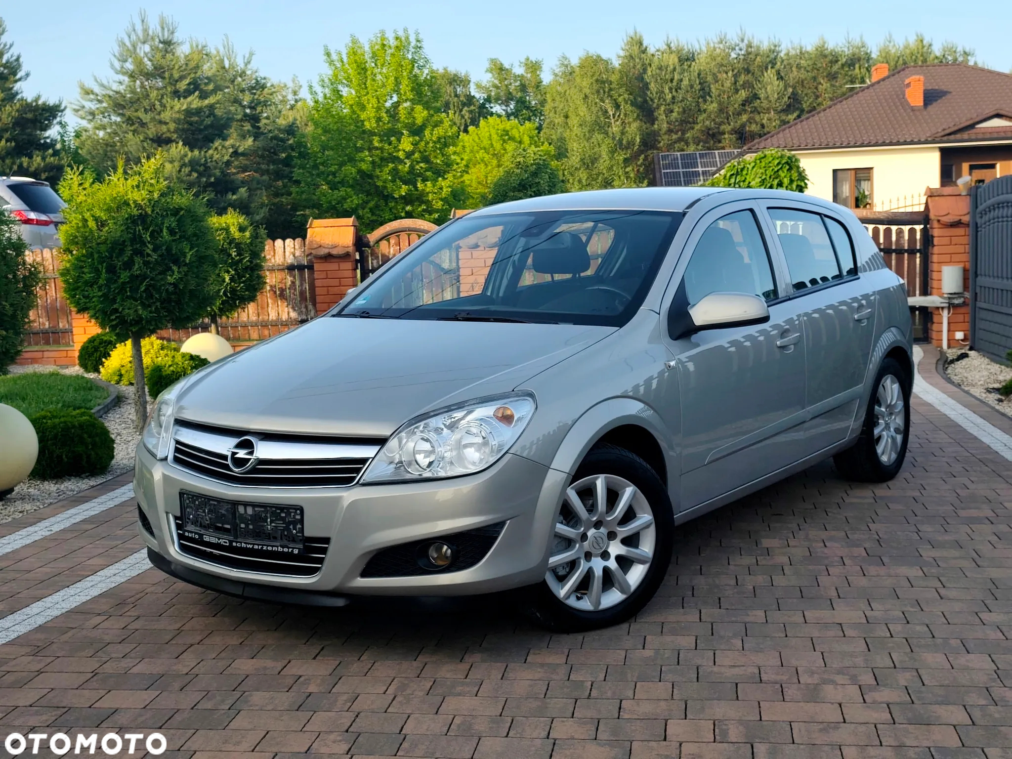 Opel Astra 1.6 - 10