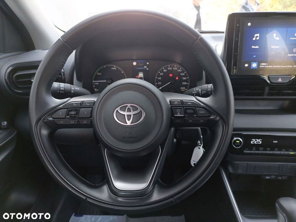 Toyota Yaris - 16
