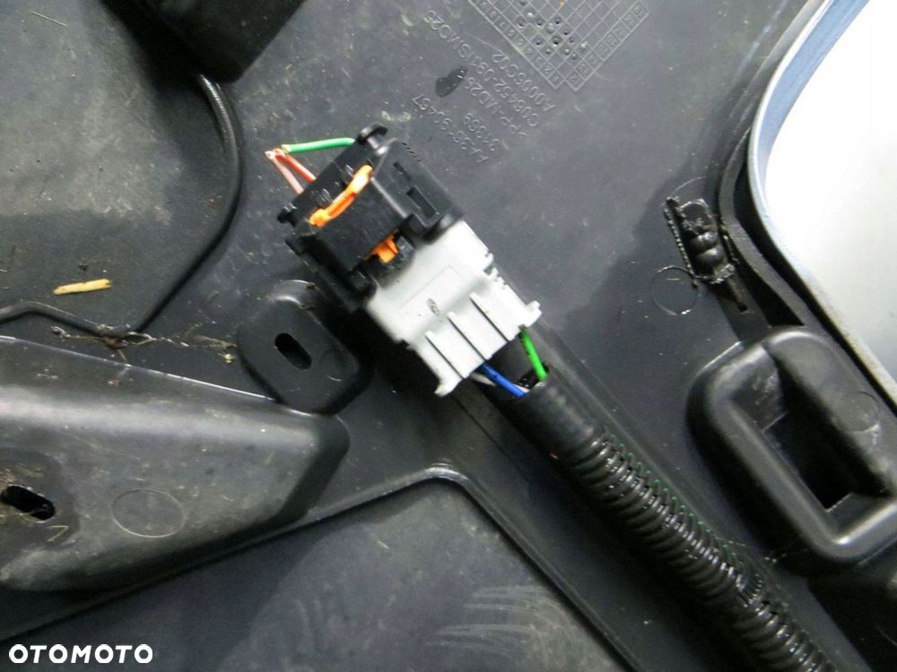 CITROEN C4 II PIACSSO ZDERZAK PRZÓD EHHC 13- - 9