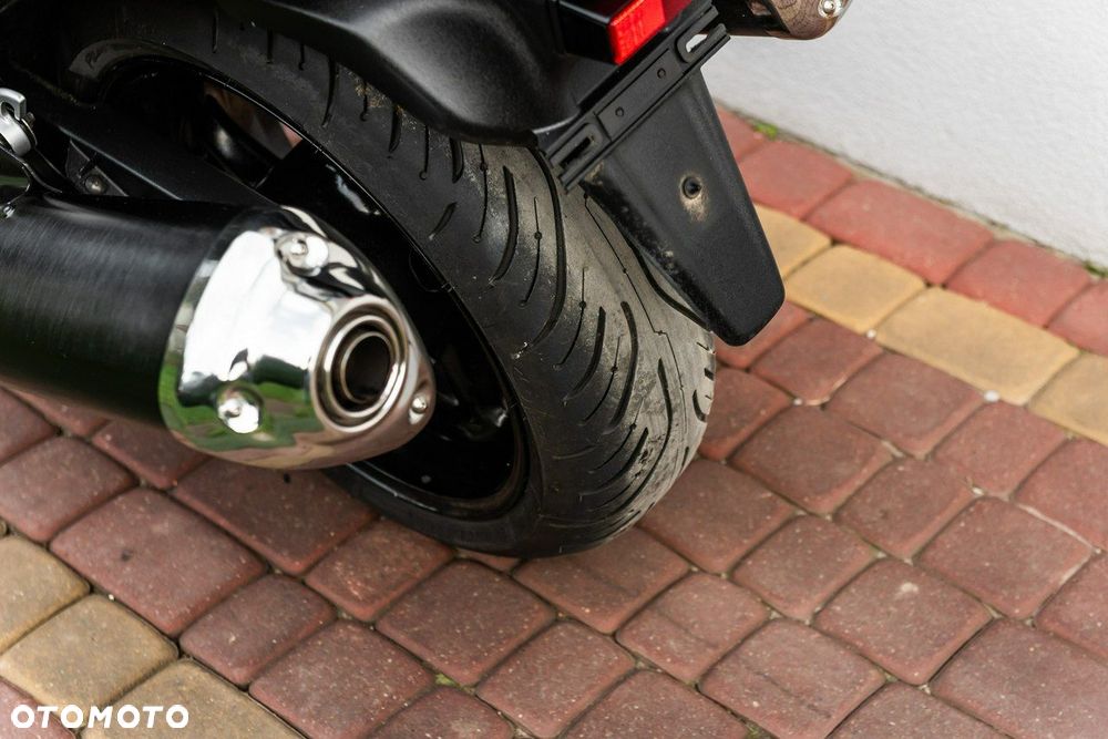 Suzuki Hayabusa - 8