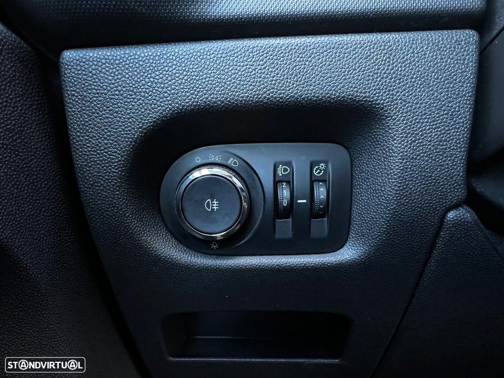 Opel Corsa 1.3 CDTI Van - 26