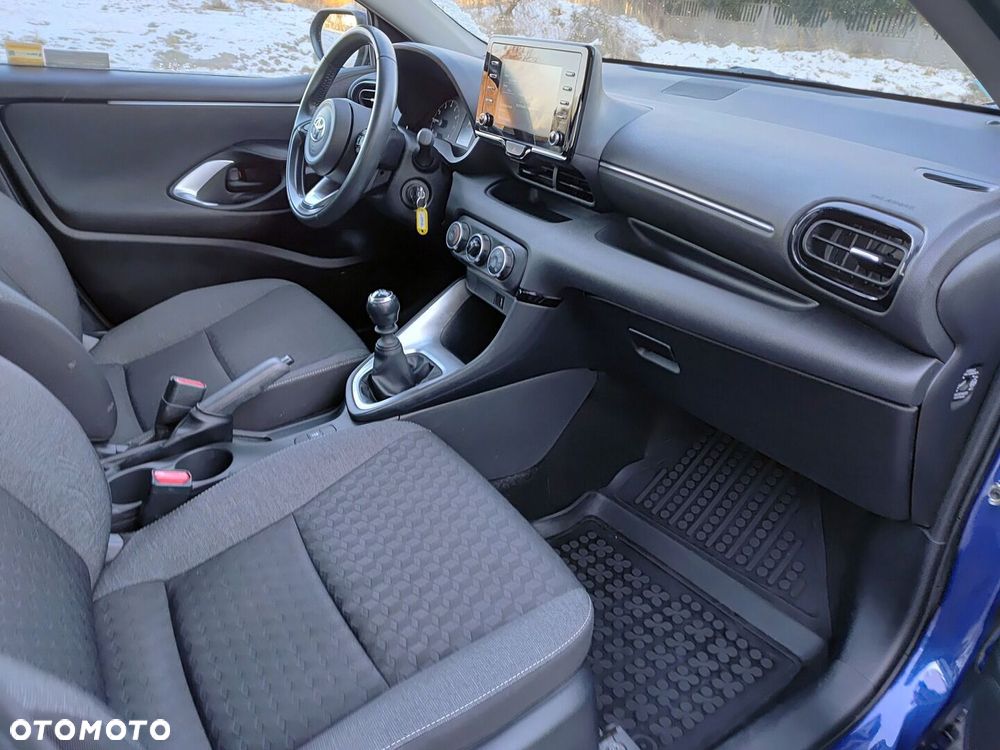 Toyota Yaris - 6