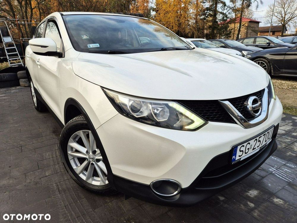 Nissan Qashqai - 2