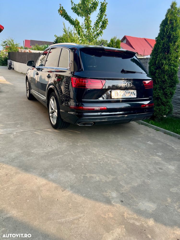 Audi Q7 - 12