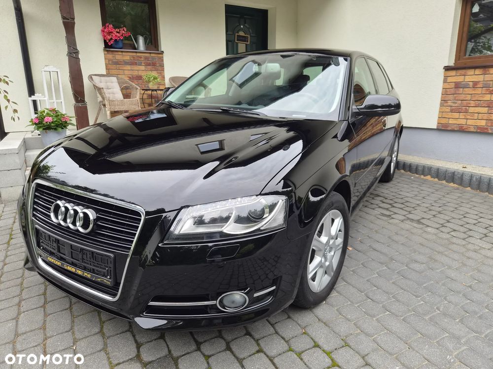 Audi A3 Sportback 1.6 TDI S tronic Attraction - 29