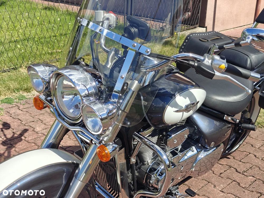 Suzuki Intruder - 20