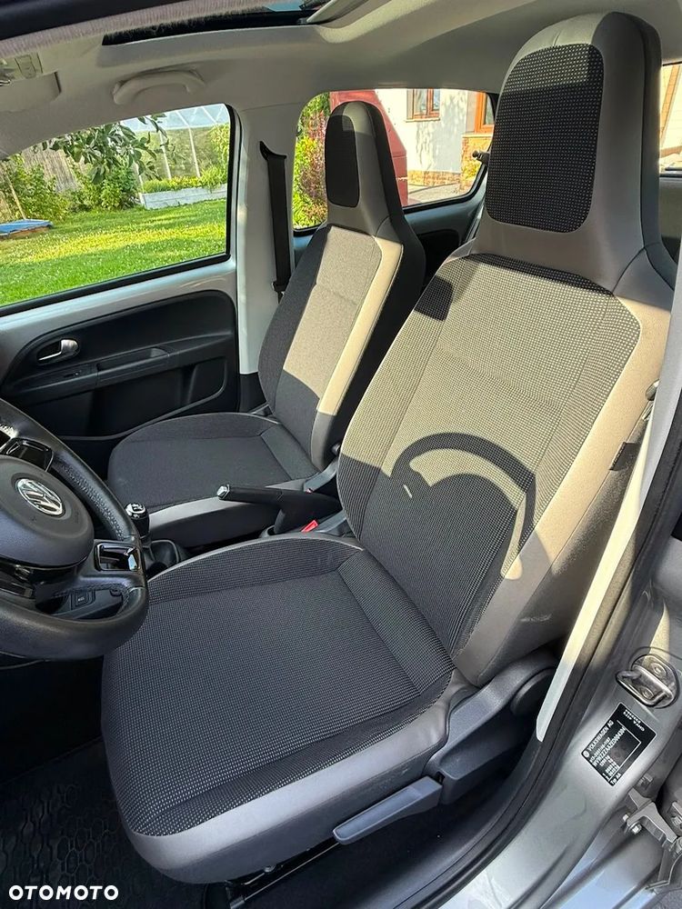 Volkswagen up! 1.0 high - 7
