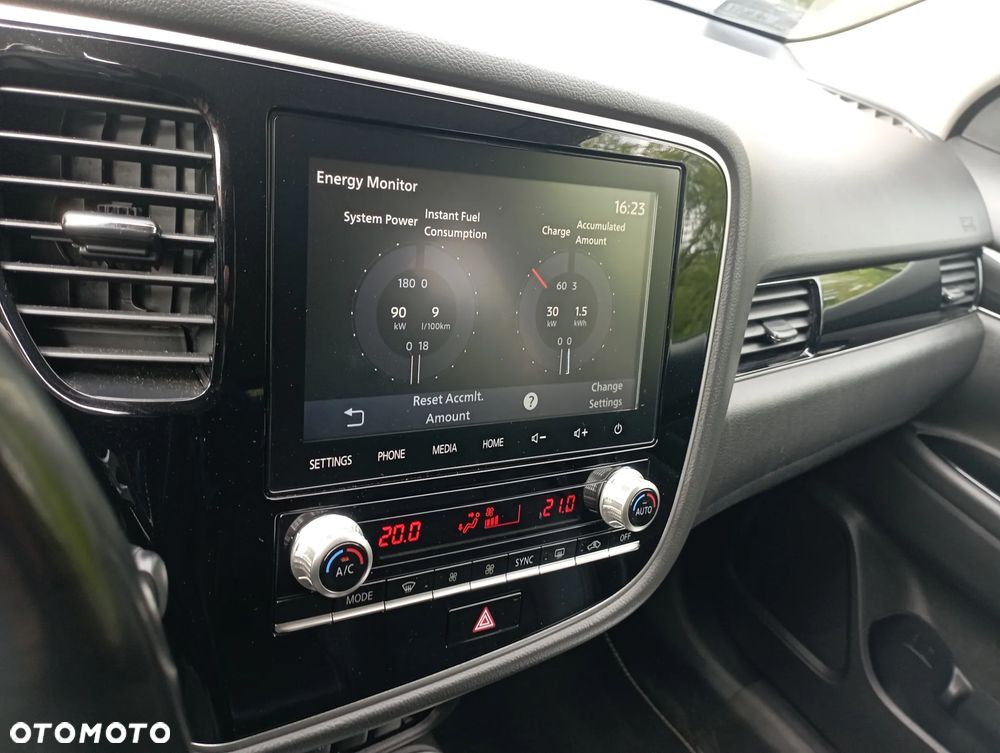 Mitsubishi Outlander Instyle - 17