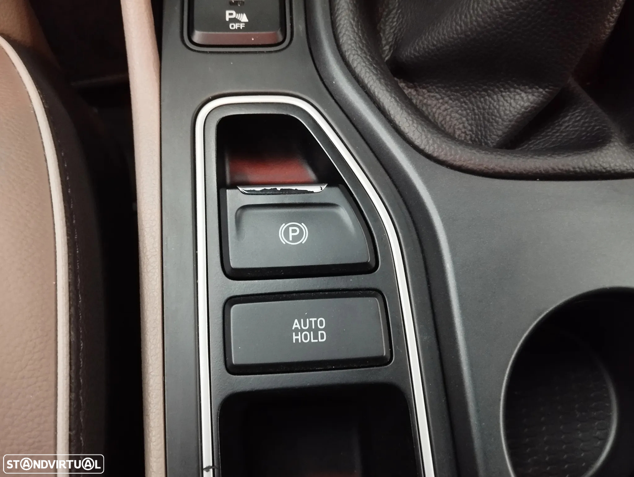 Hyundai Tucson 1.6 CRDi Premium+Pack Pele - 38