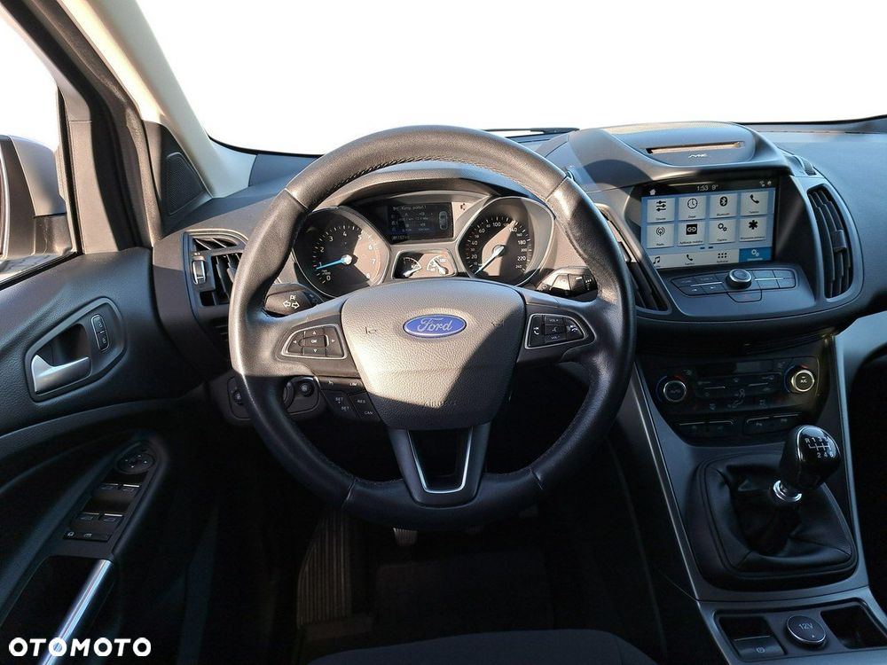 Ford Kuga - 20