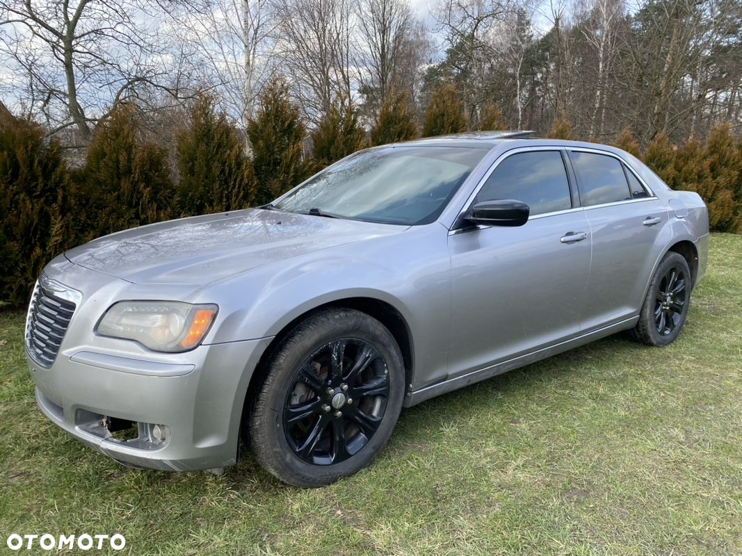 Chrysler 300s - 35