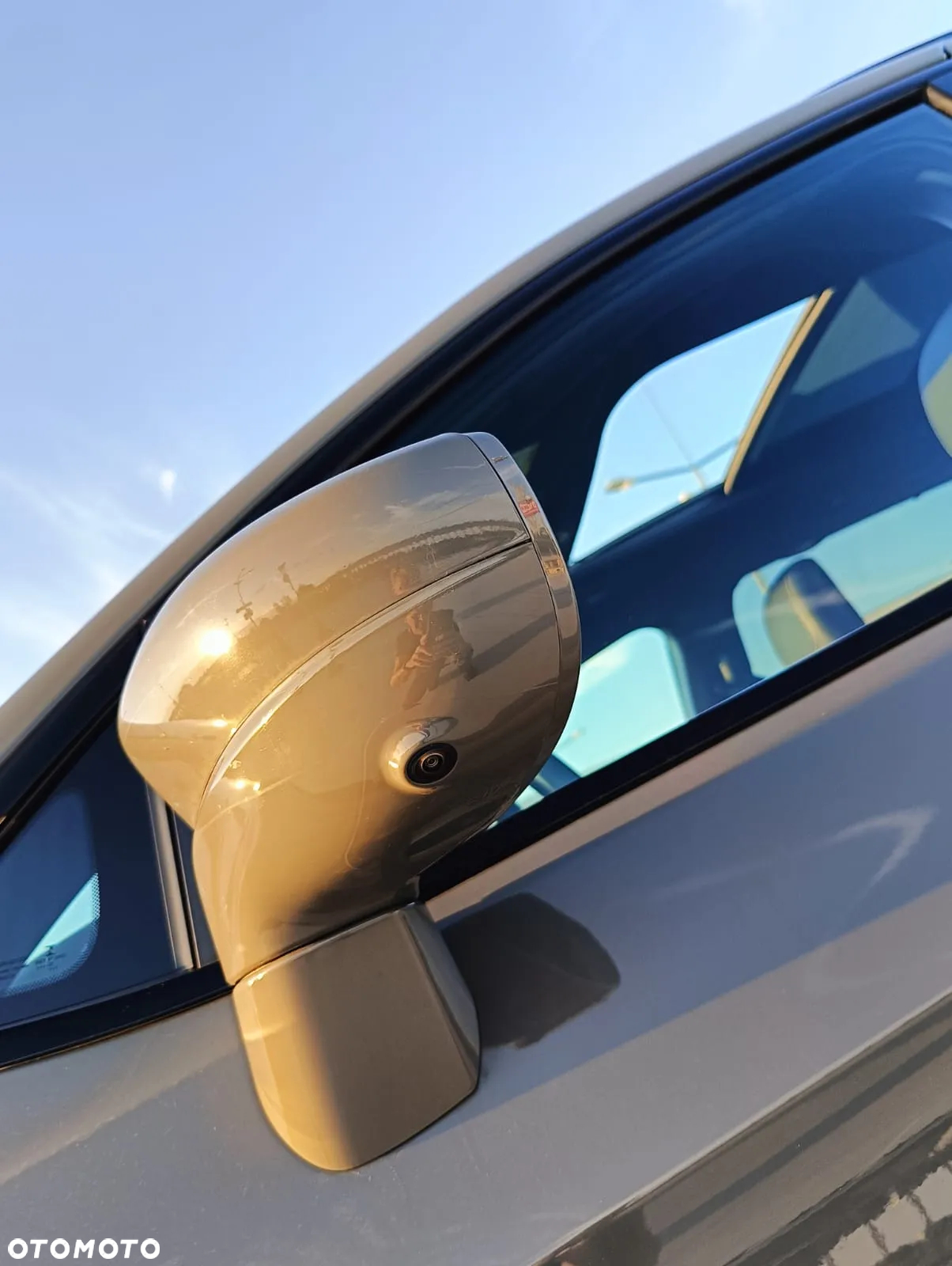 Chrysler Pacifica - 21