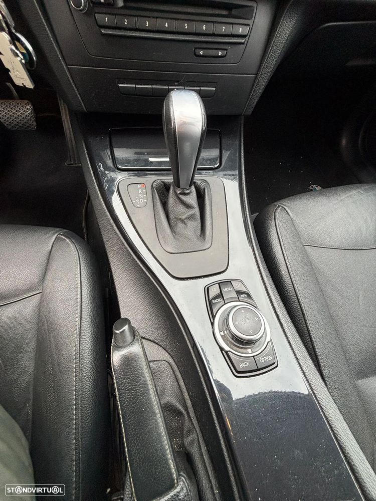 BMW 330 d xDrive DPF Aut. Edition Sport - 14