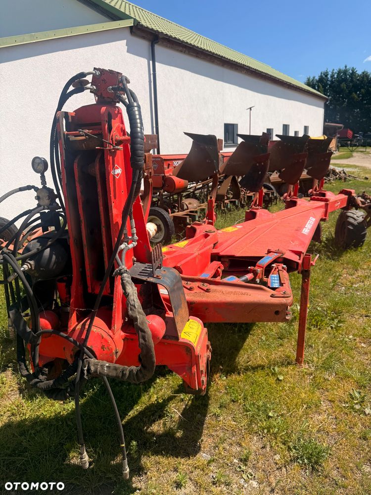 Kuhn pług 6 skibowy obrotowy Kuhn 5 + 1 vari master 182 - 1