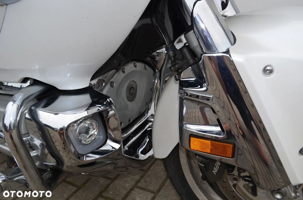 Honda GL - 9