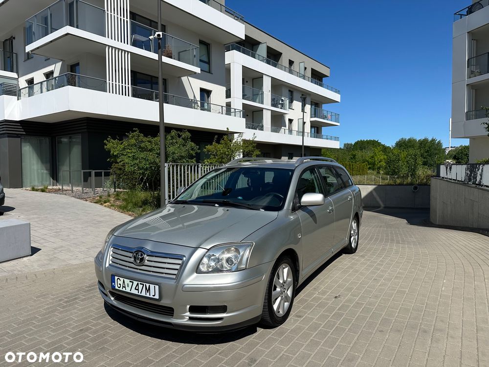 Toyota Avensis 2.0 D-4D Sol - 1